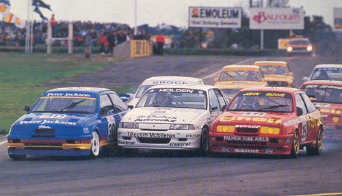 Close racing at Mallala (Adelaide) 1991